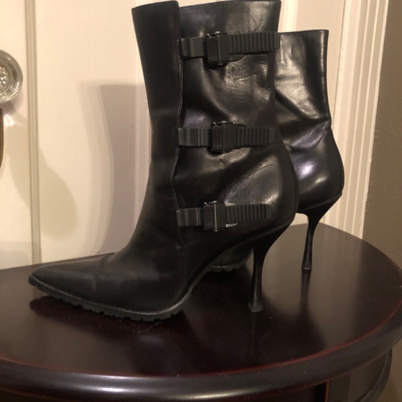 Michael Kors Booties - Picture 3 of 8